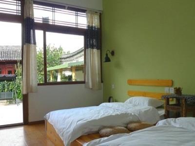 Lijiang Baisha There International Youth Hostel Экстерьер фото